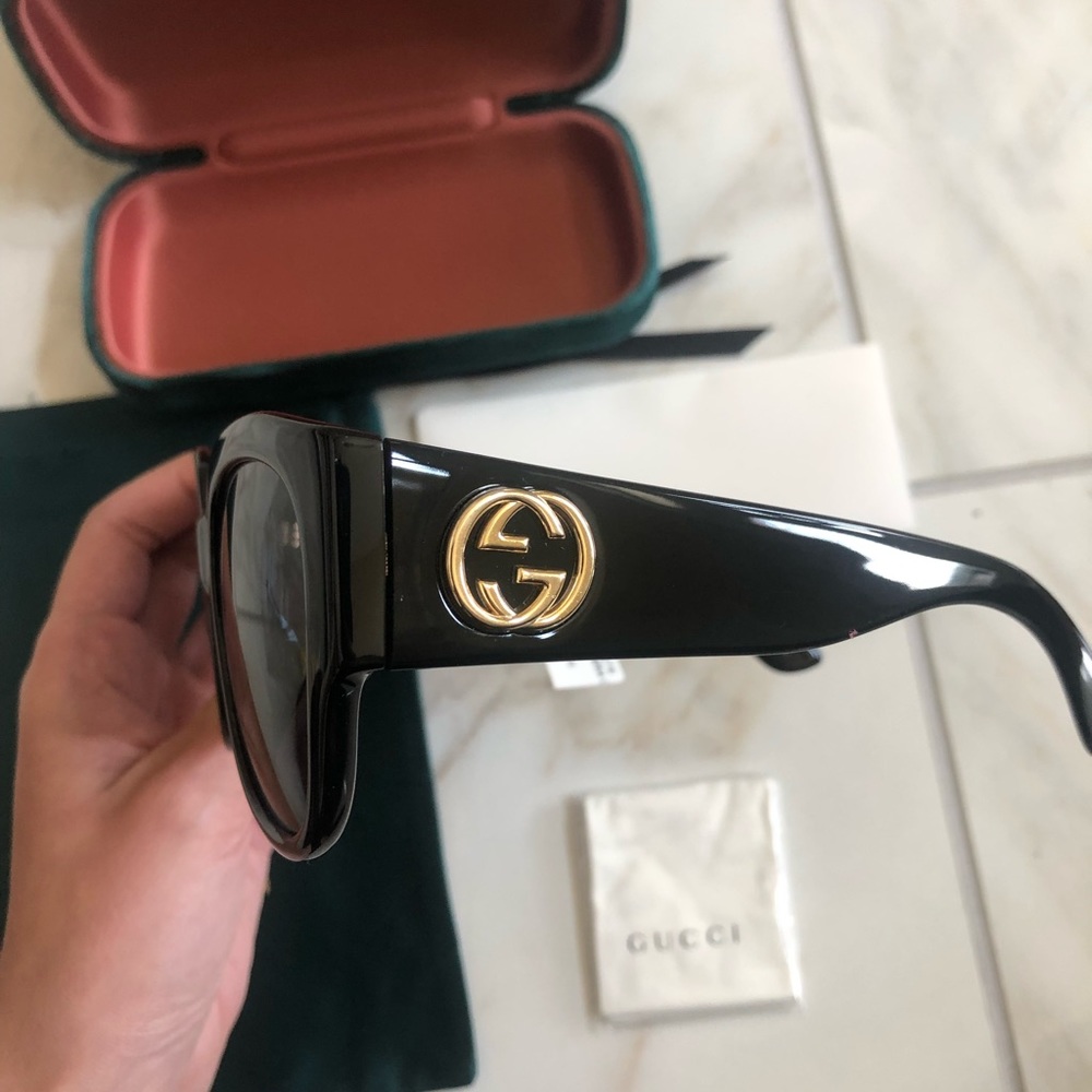 🔥NEW BLOGGERS CHOICE GUCCI SUNGLASSES 🔥 - Picture 9 of 15